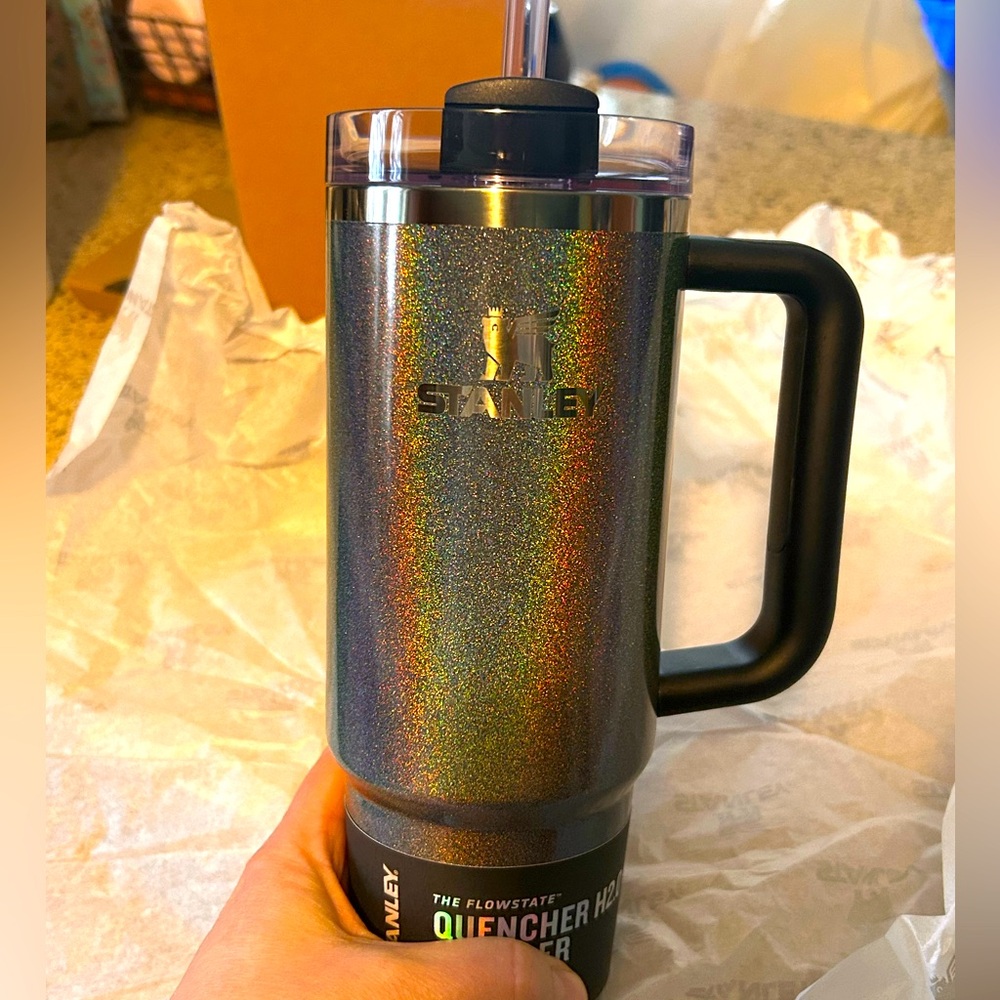 Stanley THE QUENCHER H2.0 FLOWSTATE™ TUMBLER | 30 OZ